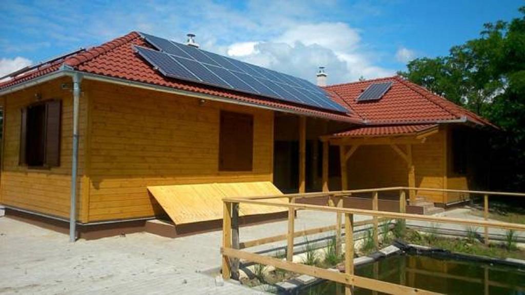 Mezes Tanya Belmegyer Villa Eksteriør billede